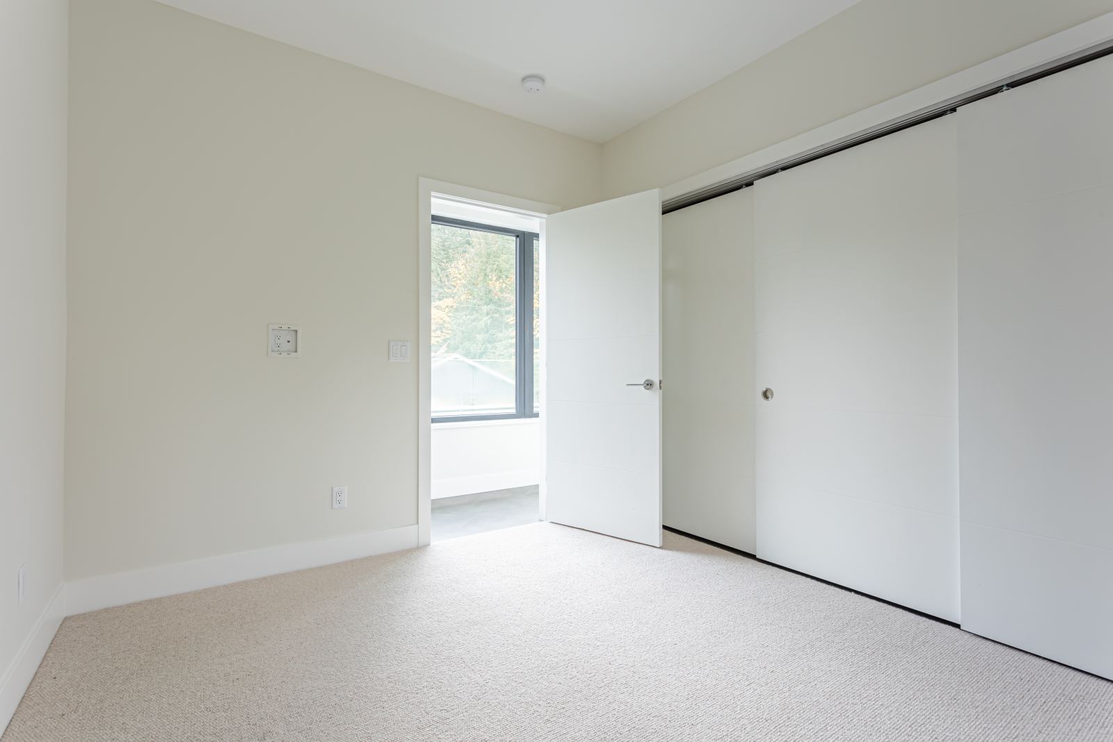 514 Park Drive photo 6