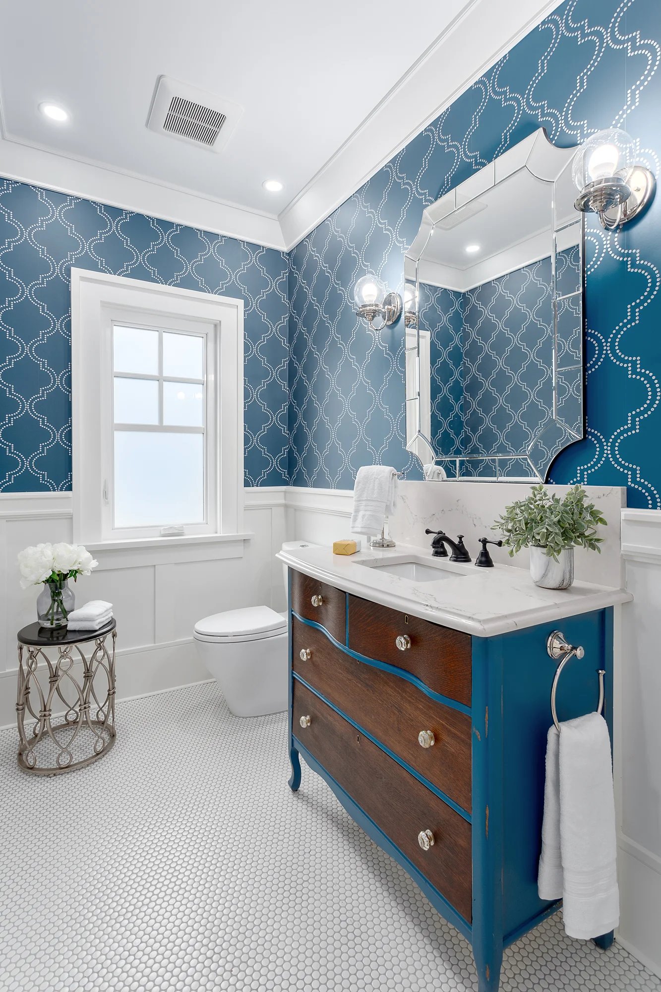 East Boulevard - Award-Winning Full Home Renovation photo 8