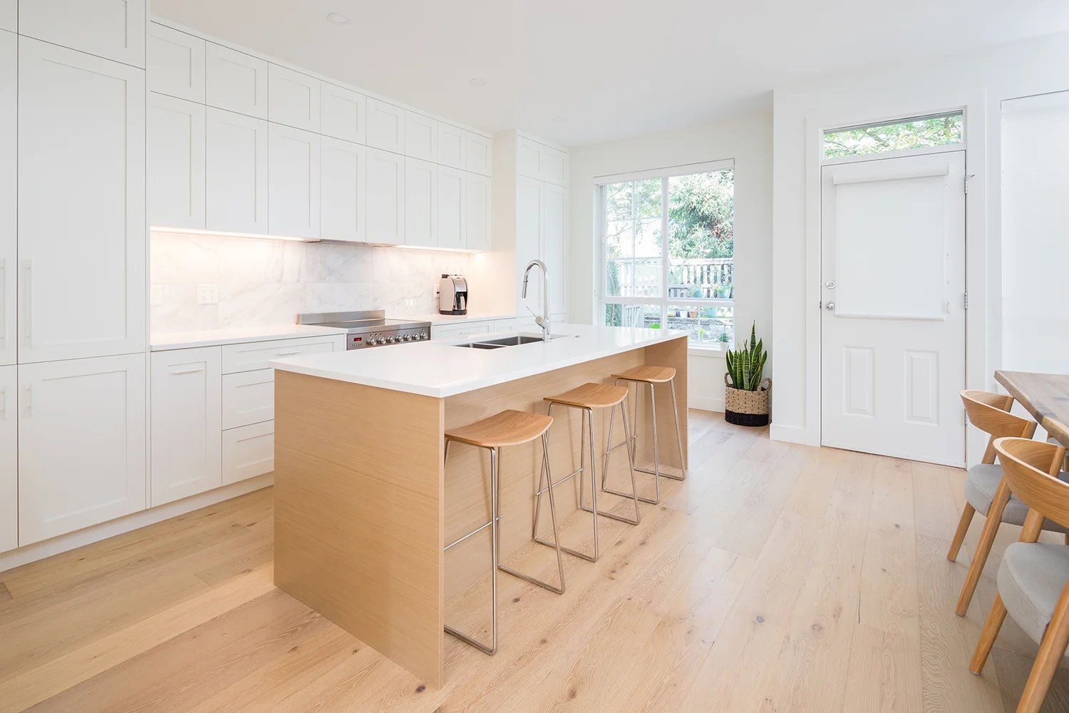 Panorama Drive - Port Moody Townhouse Renovation