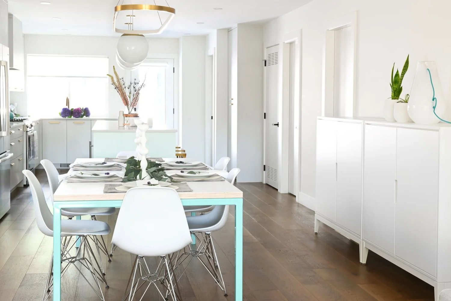 Vancouver Special - Top Floor Full Renovation photo 9